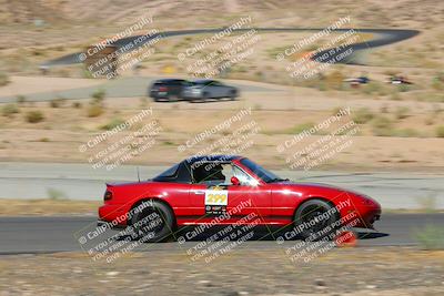 media/Oct-01-2022-Team Topak Racing (Sat) [[f860fb51be]]/2-Inter Low 2/session 1 turn 3/